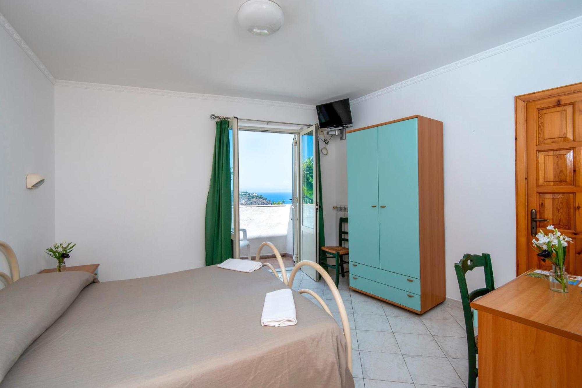 Hotel Bel Tramonto Casamicciola Terme Exterior photo
