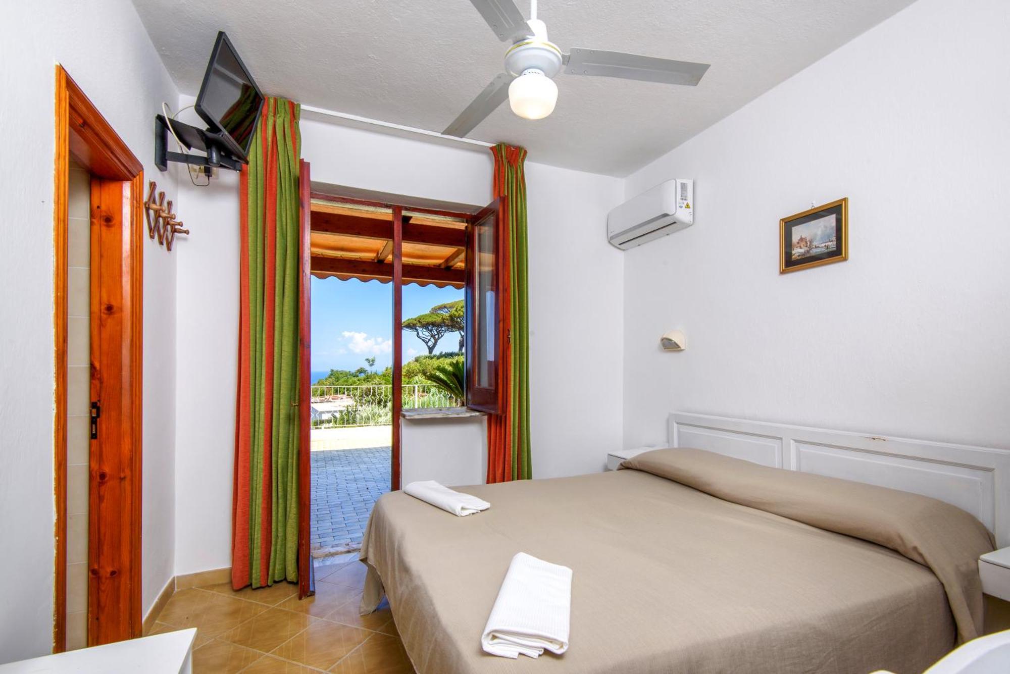 Hotel Bel Tramonto Casamicciola Terme Exterior photo